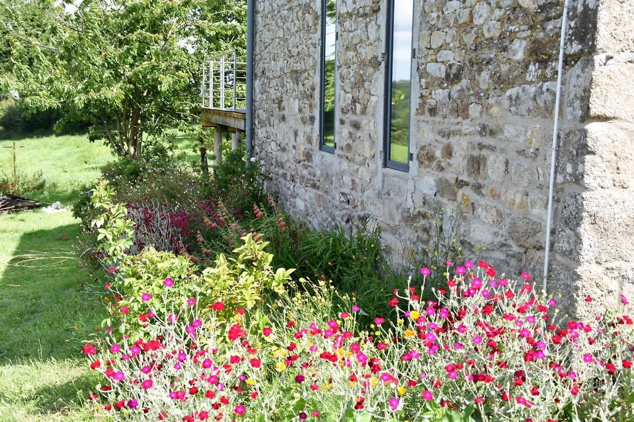 Keryanti Domaine De Lesleac'H Guest House Plouegat-Moysan 0*, Le Ponthou